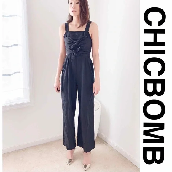 BLACK DOUBLE KNOT OVERALL JUMPSUIT - Picture 2 of 9